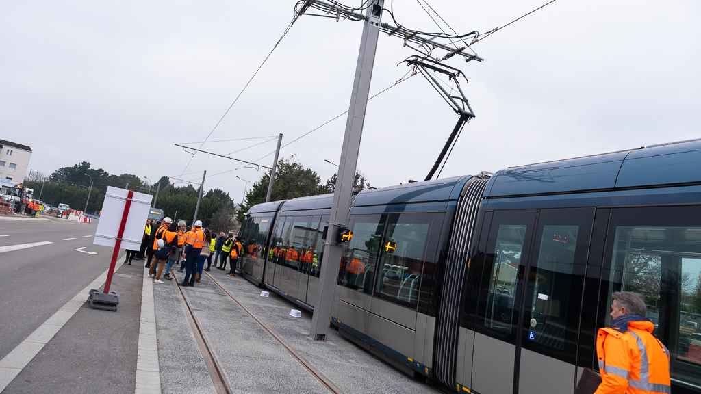 Tramway : les essais démarrent à Mérignac sur l’extension de la ligne A vers l’aéroport