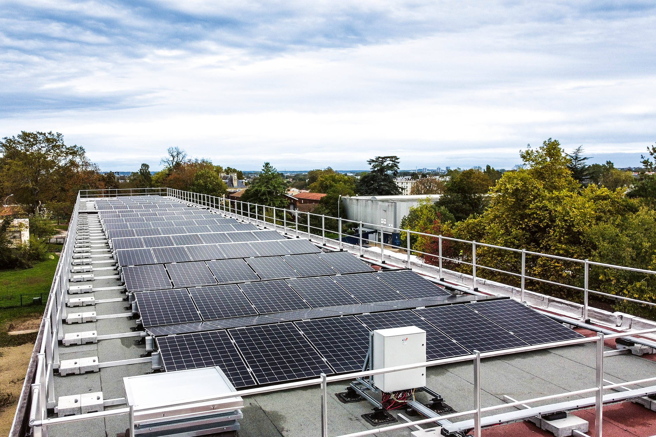 Panneaux photovoltaïques de l'école du Burck