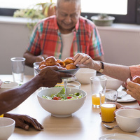 Repas des séniors à Capeyron