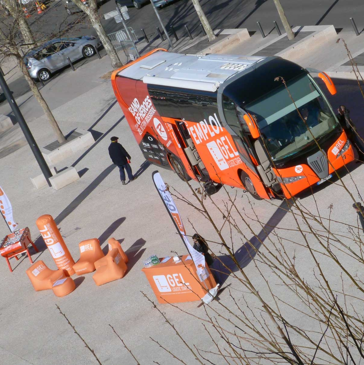 A Mérignac, entrez dans le "Bus de l'emploi" !